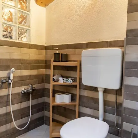 Holiday home Rayon De Miel Aosta
