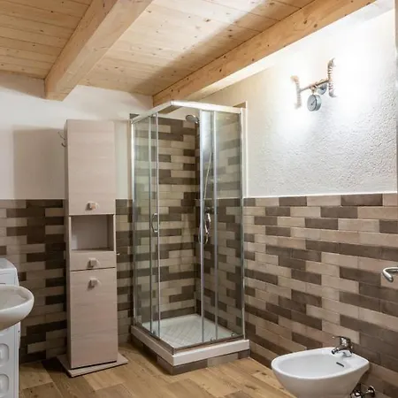 Holiday home Rayon De Miel Aosta